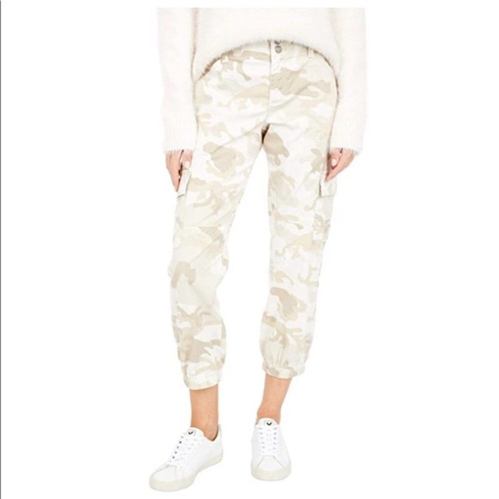 Sanctuary size 32 Terrain Cream Beige Camouflage Camo Cargo Crop Pants